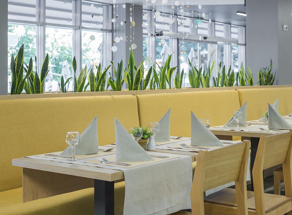 Hvd Viva Club Ultra All Inclusive - Private Beach & Free Parking Golden Sands Εξωτερικό φωτογραφία